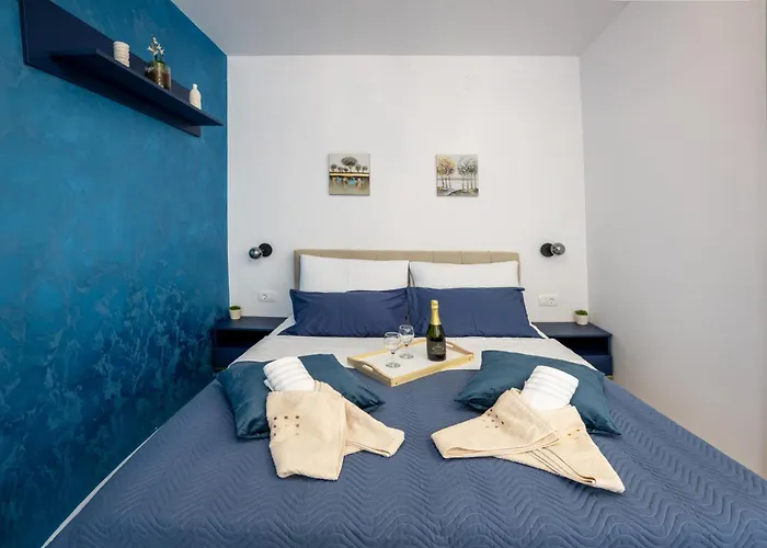 Nikolina Appartement *